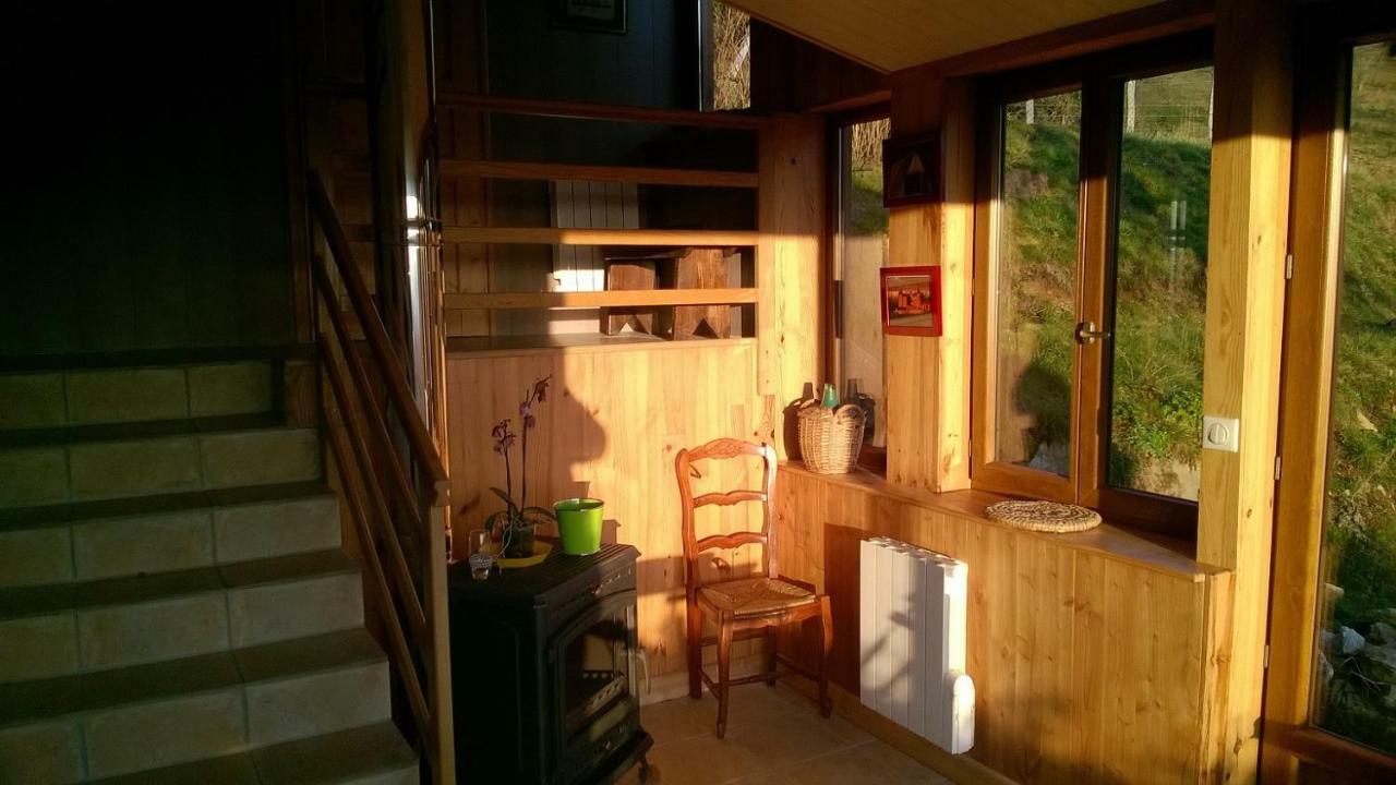 Gite " Oree Des Bois" Vertolaye Dış mekan fotoğraf