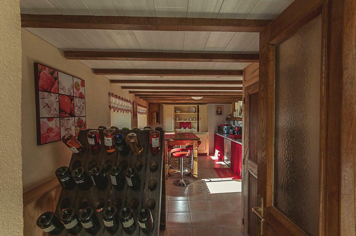 Gite " Oree Des Bois" Vertolaye Dış mekan fotoğraf